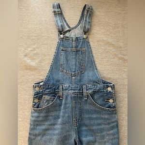 LEVIS WOMEN OVERALLS